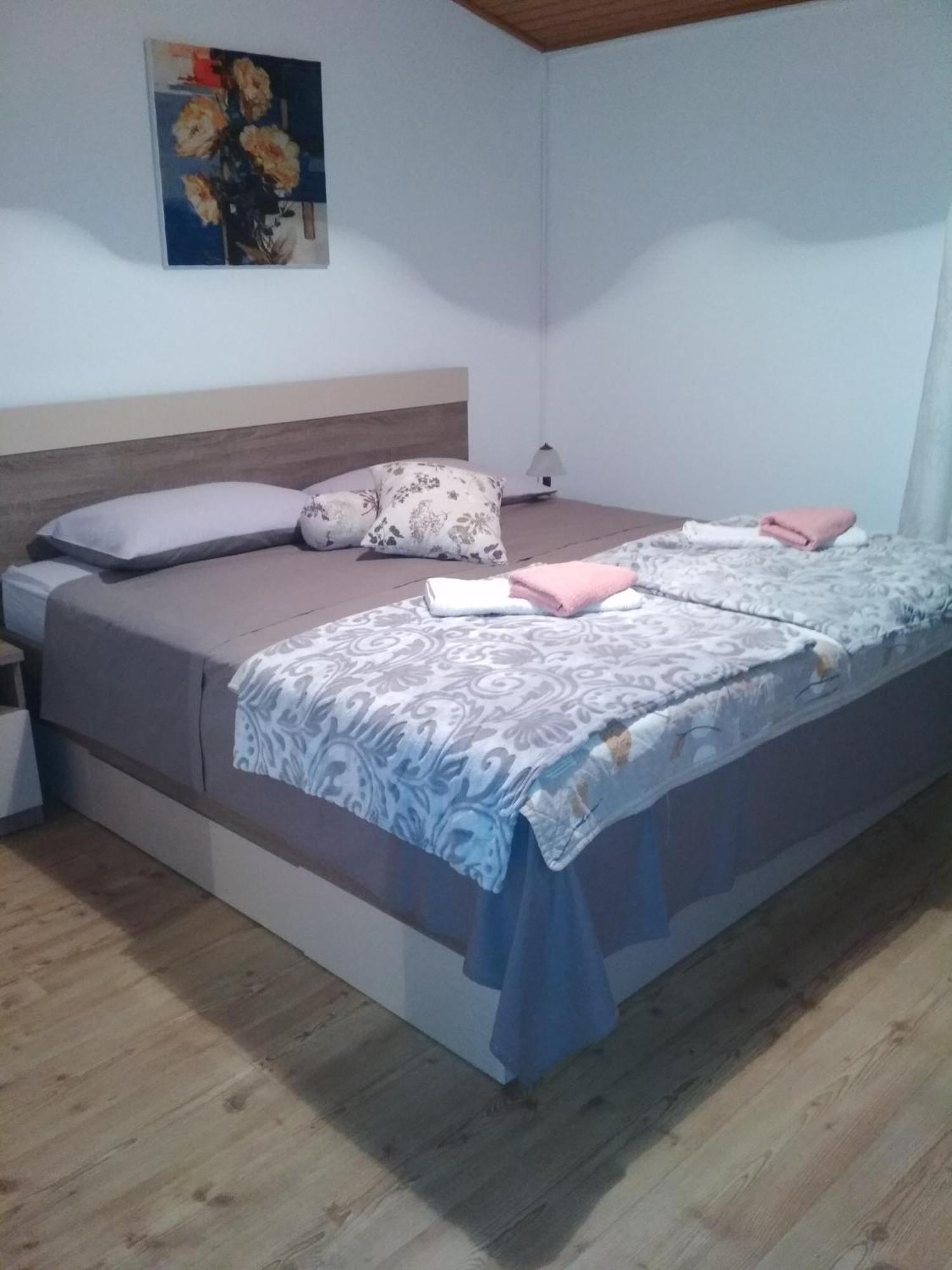 Apartments Matuc Malinska Phòng bức ảnh