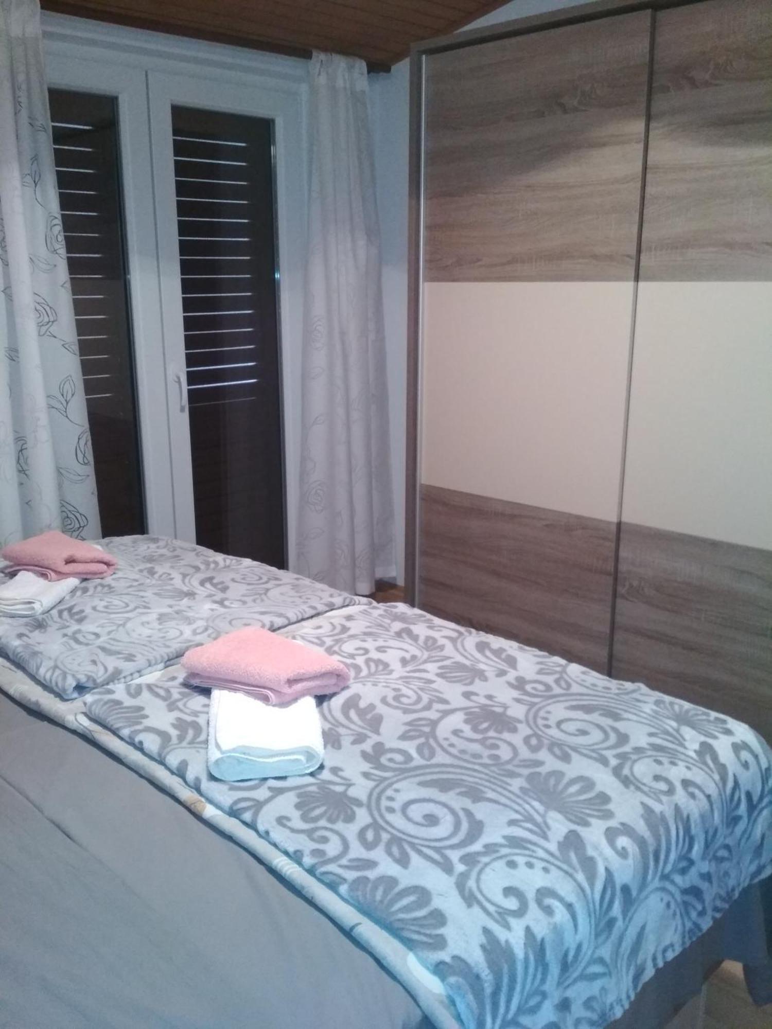 Apartments Matuc Malinska Phòng bức ảnh