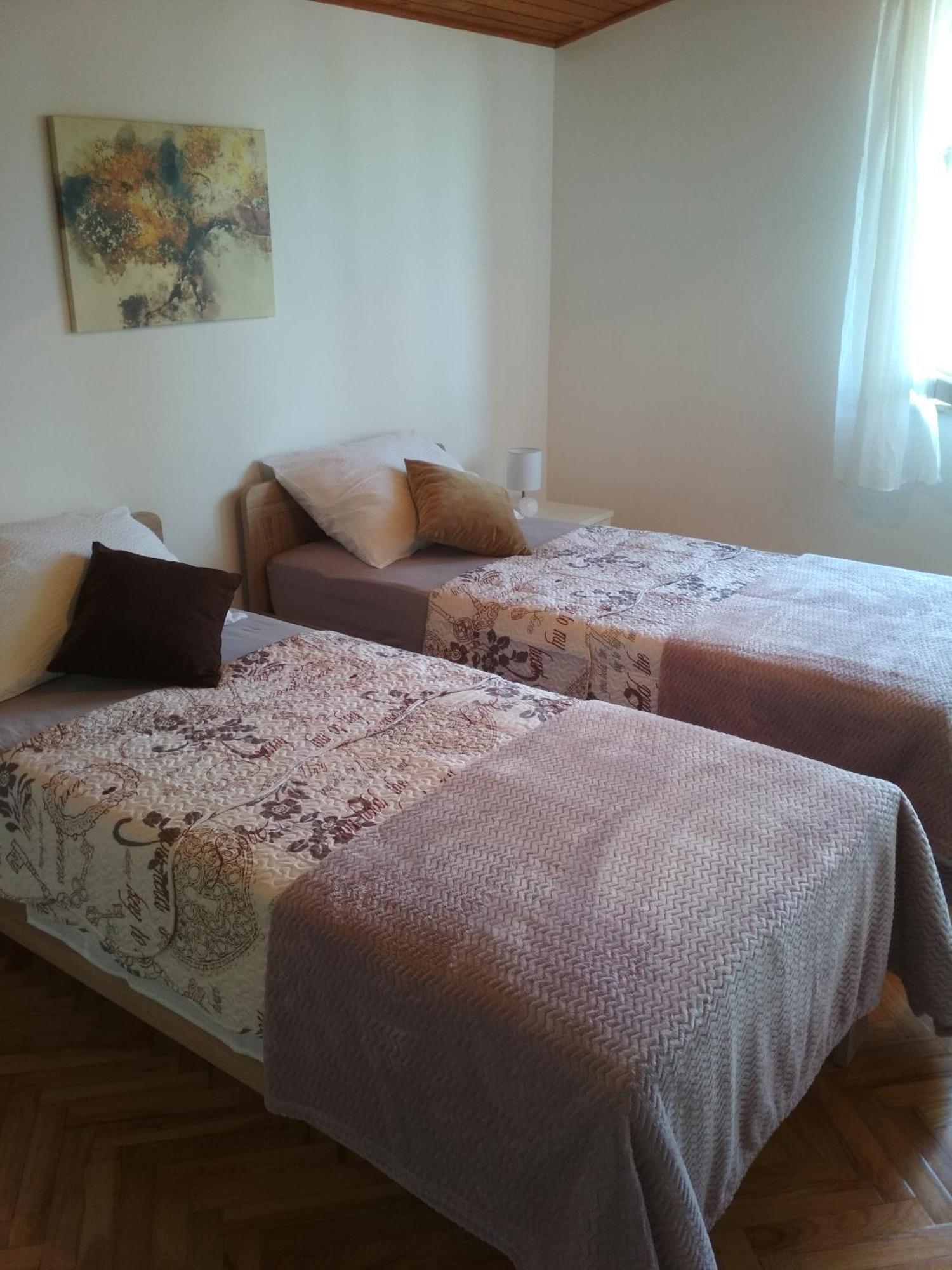 Apartments Matuc Malinska Phòng bức ảnh